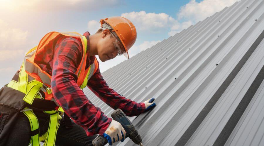 Professional Emergency Roof Repairs services in Rocky, OK